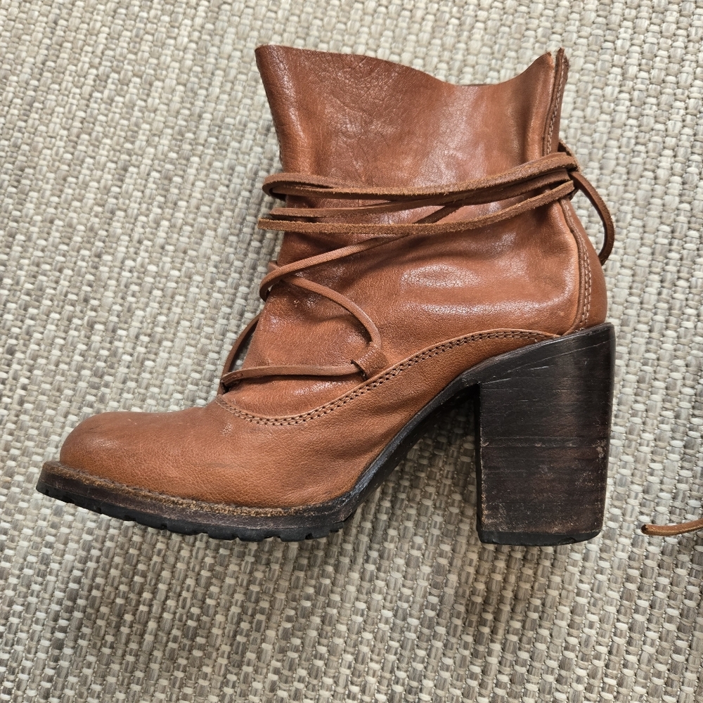 Freebird Jumpn Cognac Brown Leather Tie Heeled Ankle Bootie size 8 - Picture 10 of 15